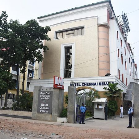 Ulo Chennai Deluxe Hotel Exterior photo