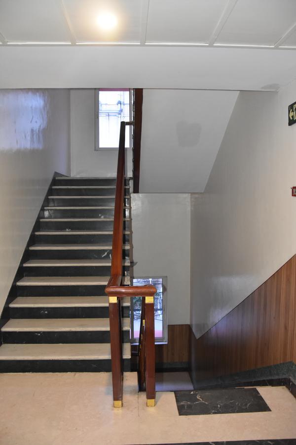 Ulo Chennai Deluxe Hotel Exterior photo